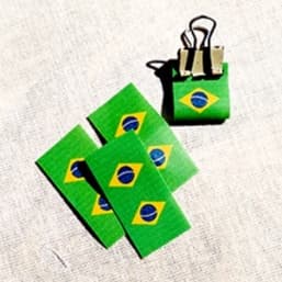 Etiquetas Bandeira do Brasil e outros países