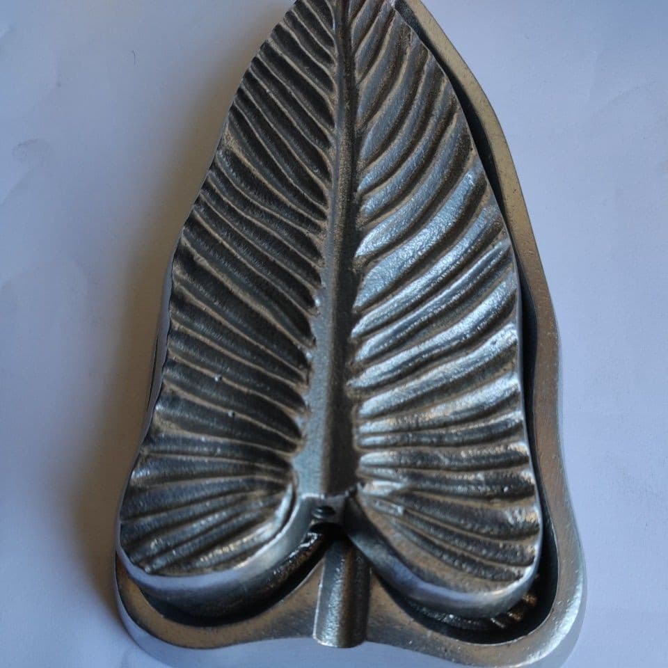 Frisador/ Folha Anturio Medio 16 Cm/ Golgrador