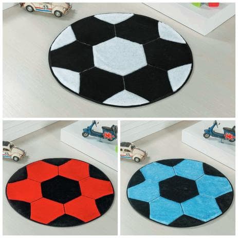 Tapete Decoração Pelúcia Quarto Bebê Menino Bola De Futebol 68cm X 68cm