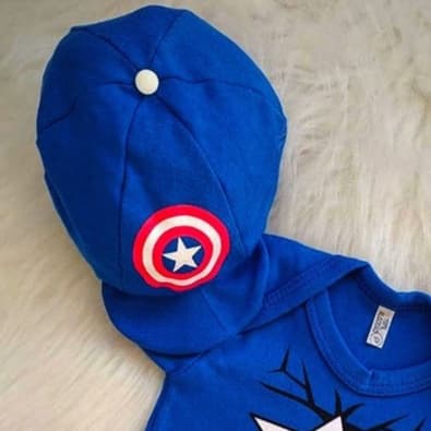 Boina temática Capitão América mesversário bebê menino