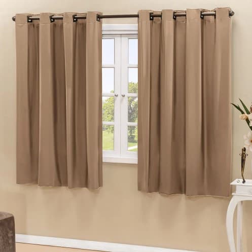 Cortina Blackout PVC corta 100 % a luz 2,20 m x 1,30 m M1