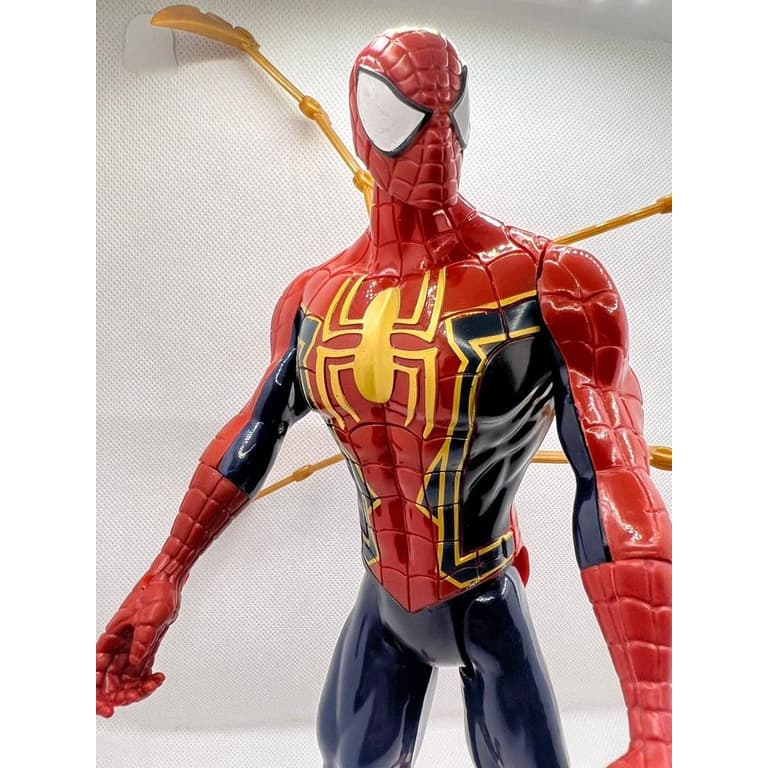 Boneco Homem Aranha Grande 30 Cm TOP DE LINHA Com GARRA Som de Batalha e Led  / Homem Aranha Envio Imediato