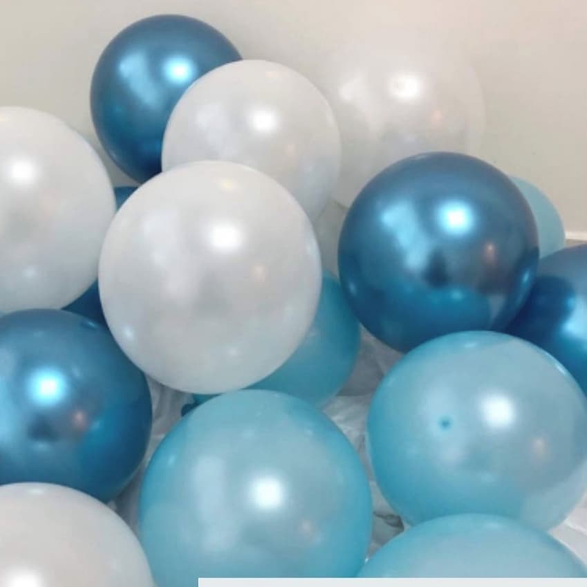 Combo Kit 50 Balão Bexiga N6,5 Azul Claro + 25 Aaul Cromado N5
