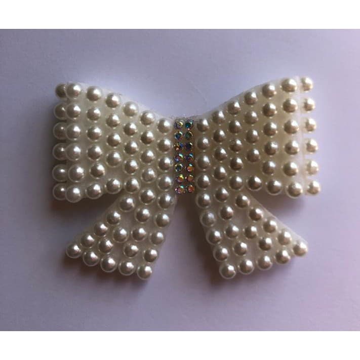 Laço de Pérolas ABS e Strass 6,5x4