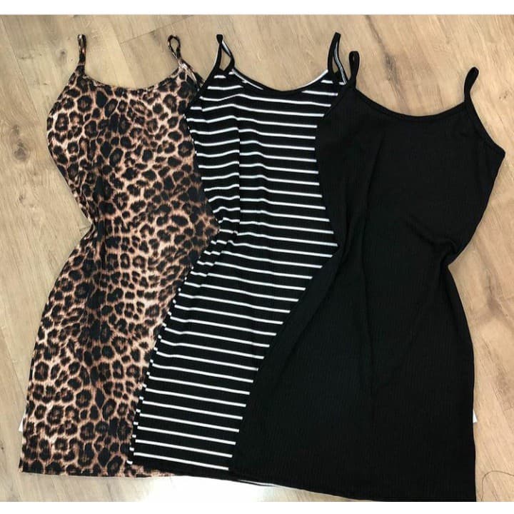 Vestido alcinha tubinho curto justo no corpo