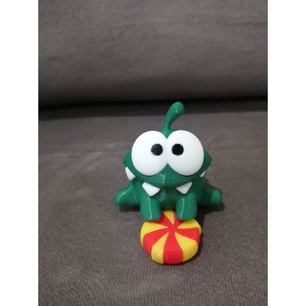 Lindo boneco do Om nom