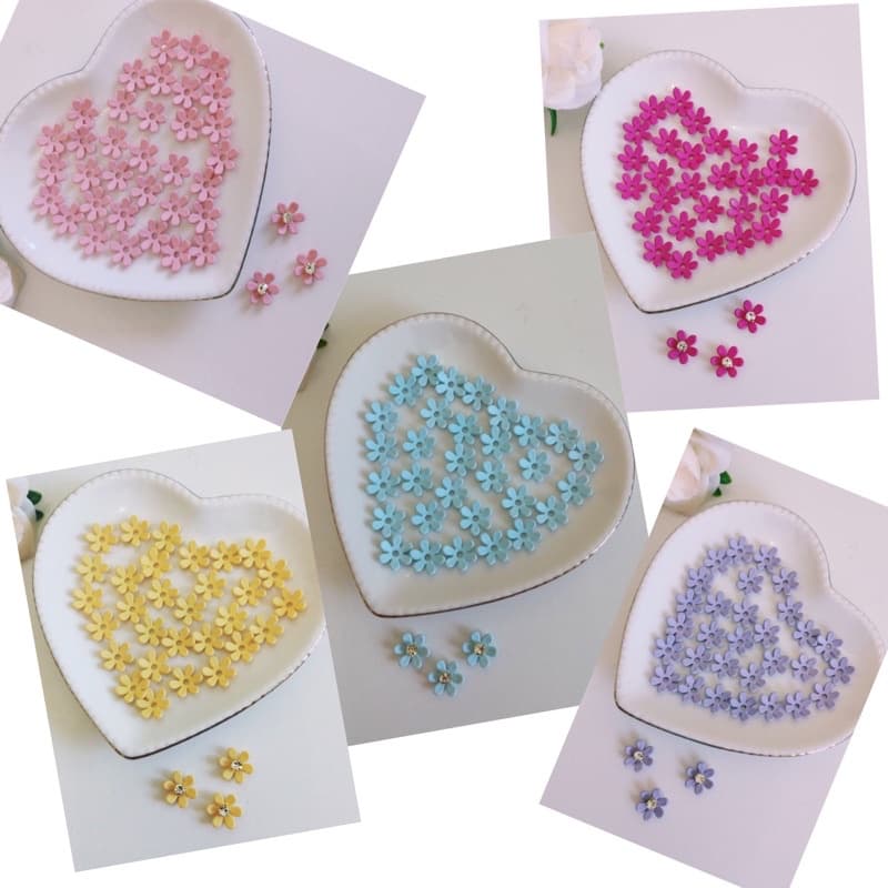 Florzinha de Acrílico Fosca Mini 13mm Ref.29 (Escolha a partir de 50 Unidades) para Tiaras, Laços e Artesanato