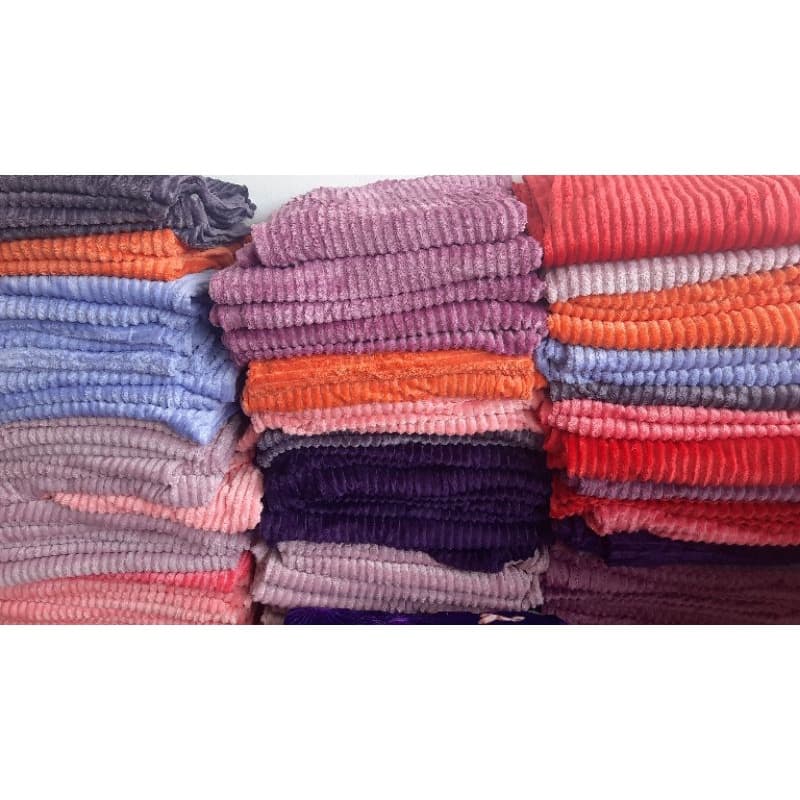 Manta canelada estampa ou lisa quentinha lindas(envio aleatorio)