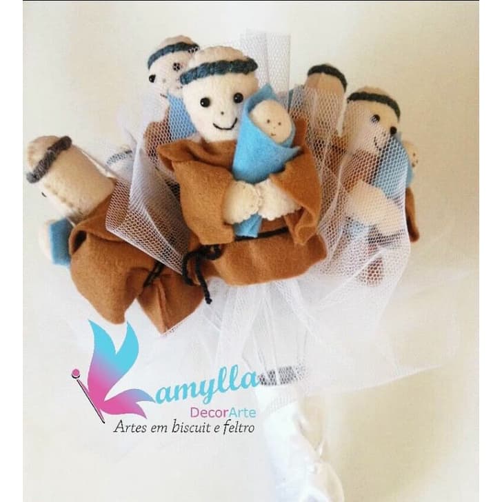Buquê de Santo Antônio em feltro - noivas divertidas e criativas