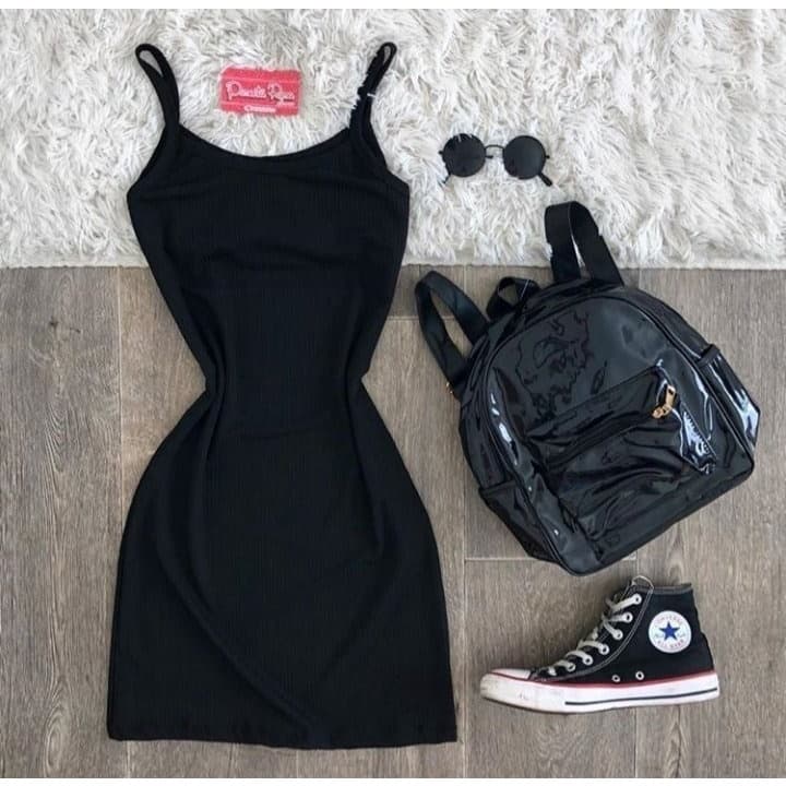 Vestido Tubinho Curto Colado Com Alcinha Blogueira