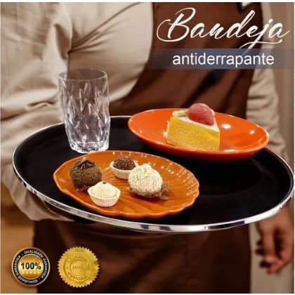 Bandeja Antiderrapante de Plástico c/ Detalhe em Aço Inox 40,5cm UD180706