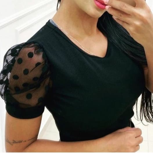 Blusa feminina manga curta princesa tule poa gola rasa malha canelada lançamento