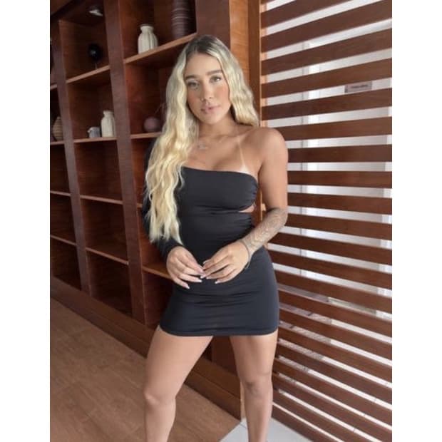 vestido feminino curto moda blogueira um ombro só com recortes balada festa festival
