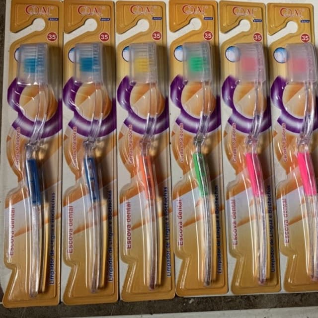 kit com 12 escova de dente