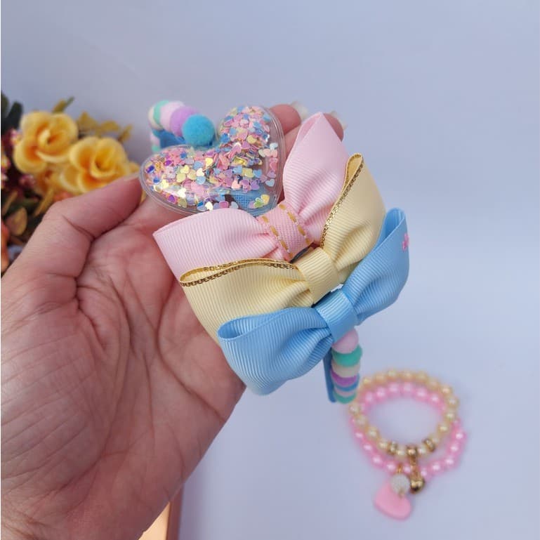 Tiara infantil / Tiara coração / Acessório de cabelo infantil / Moda infantil / Tiara para cabelo infantil
