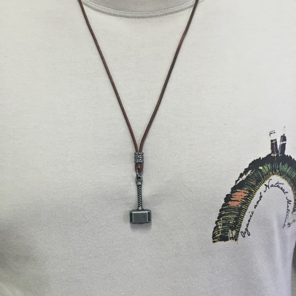 Colar Masculino Couro Natural Martelo Thor Mjolnir