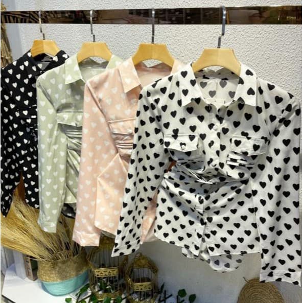 Camisa mangá longa, estilo social, BOTãO, Estampa de CoraçãO, Ref.: L536