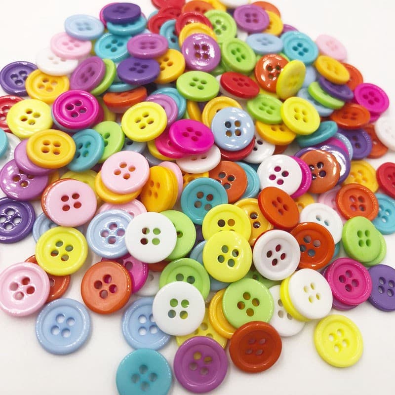 100 Peças Novo Botão De Plástico De 15mm 4 Furos/Lotes De Costura Mix PT52