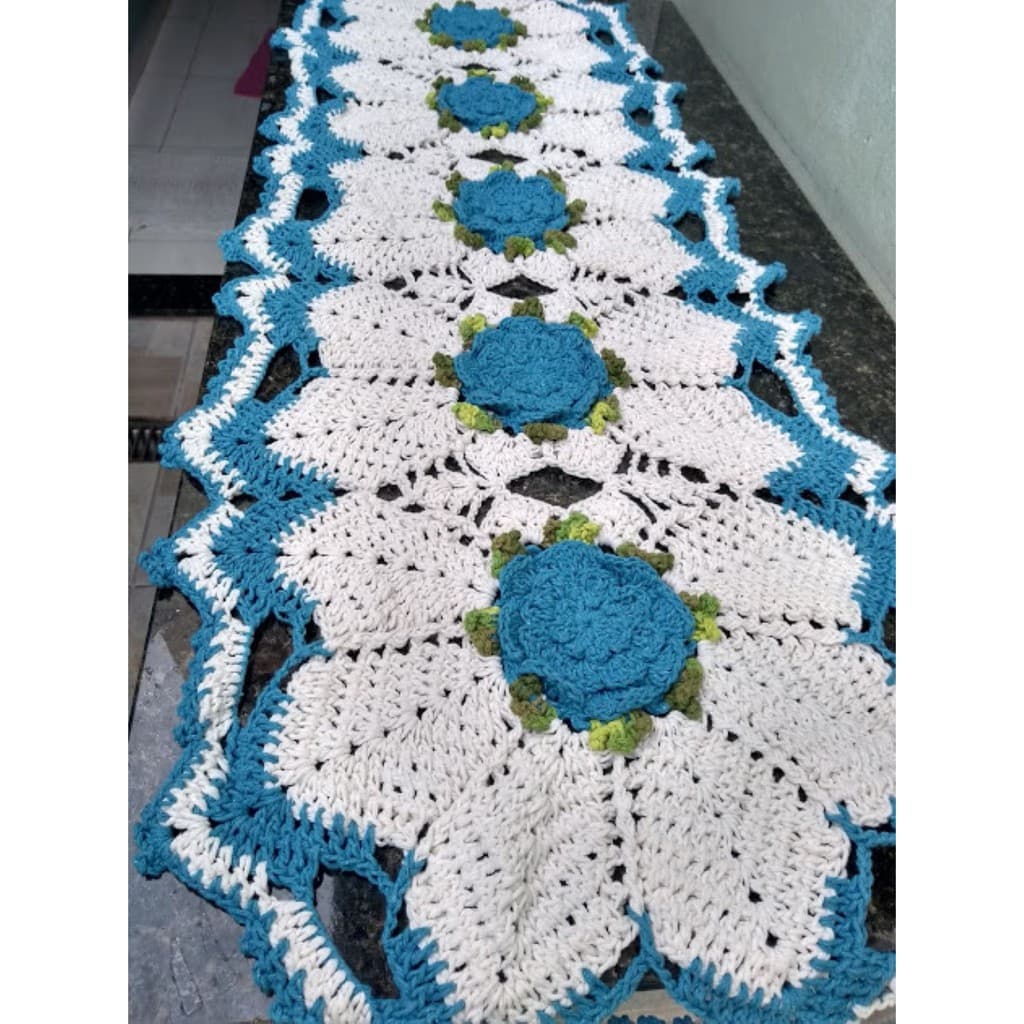 Caminho Trilho de Mesa Crochê Barbante Cru 1,20 Mts