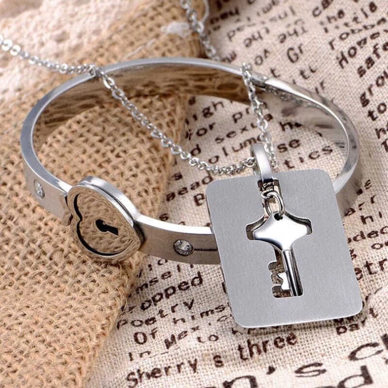 Conjunto De Casais Colar E Pulseiras Em Aço Inoxidável Com Trava De Coração Chave