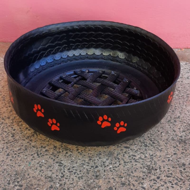 cama pet de pneu tamanho médio