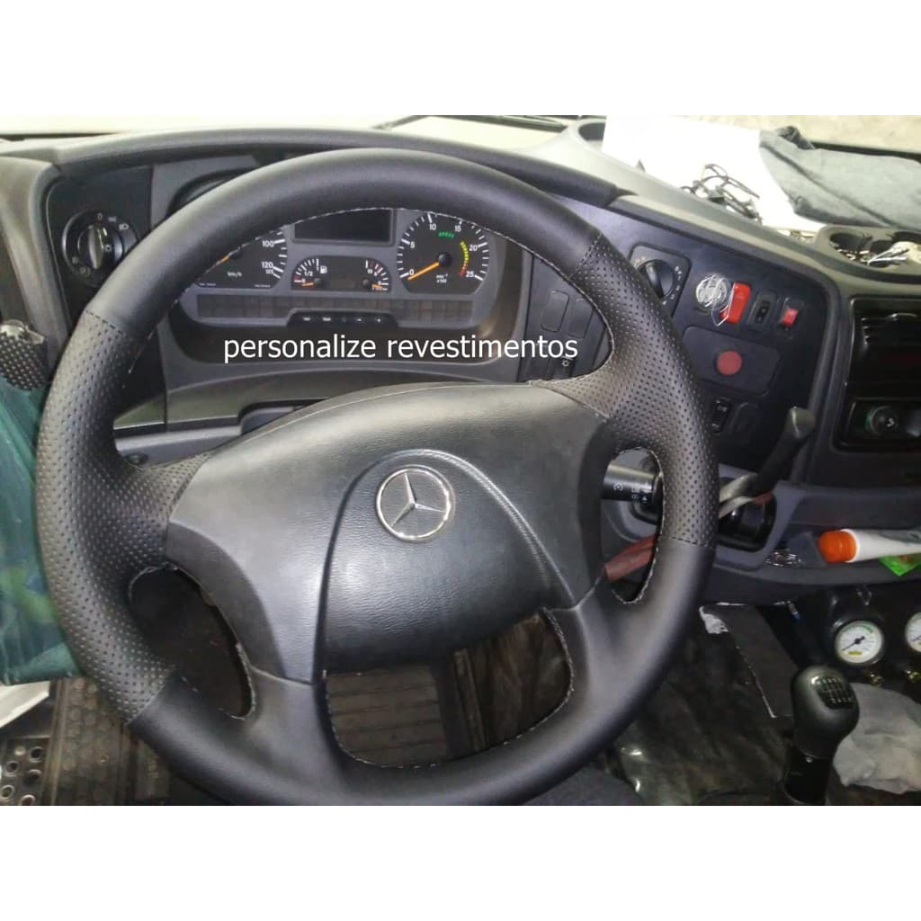 capa de volante costurada axor