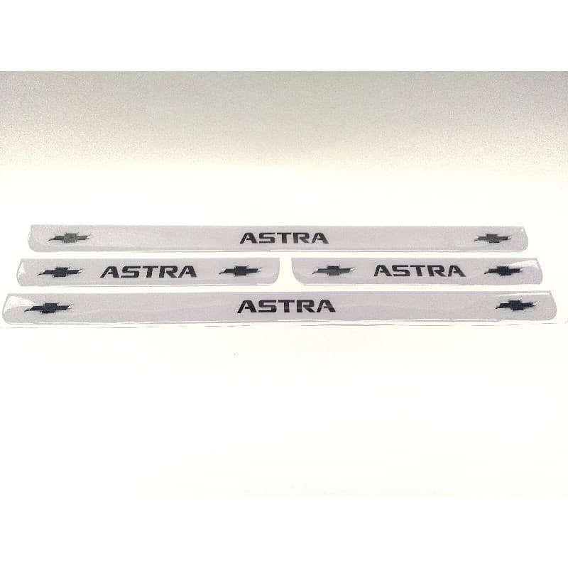 Protetor Soleira da Porta Adesivo Emblema Resinado Chevrolet Astra 1998 1999 2000 2001 2002 2010