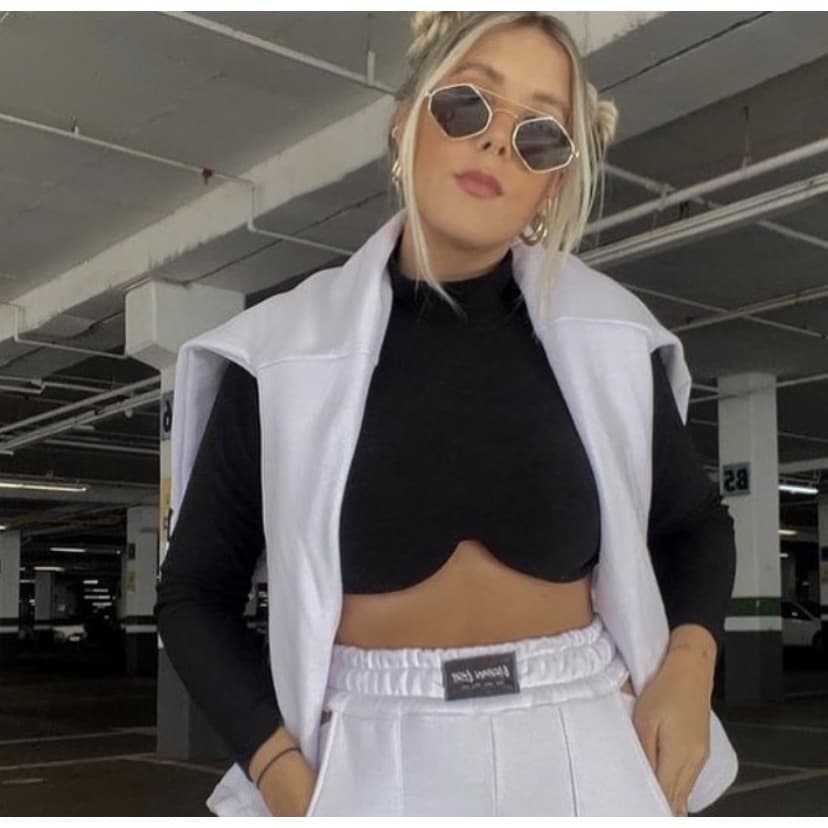Cropped top aro manga longa gringa tendência moda outono inverno diferente com bojo colado no corpo feminino