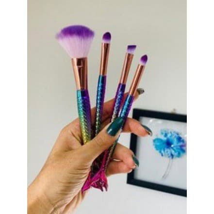Kit4 Pincel Sereia de Maquiagem Para Sobra Blush Contorno Pó Sombra pronto en