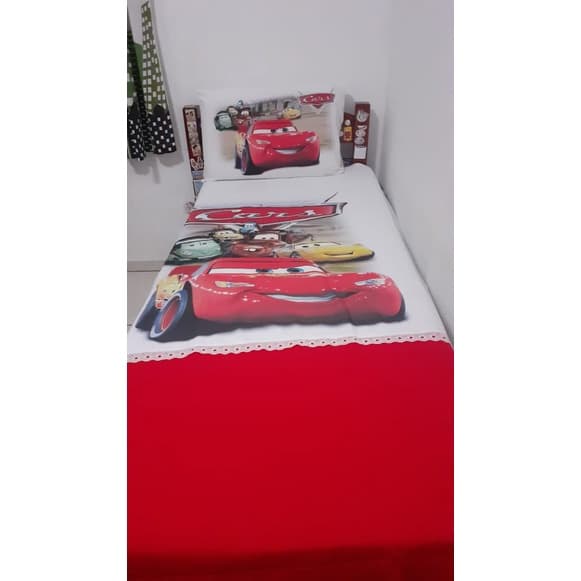 Kit Colcha Infantil Solteiro Personagens  + Porta Travesseiro + Travesseiro .