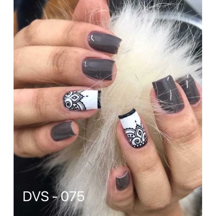 Película de unha cartela com 12 adesivos DVS - 075  Adesivos,películas,unhas,nails art,unhas decoradas