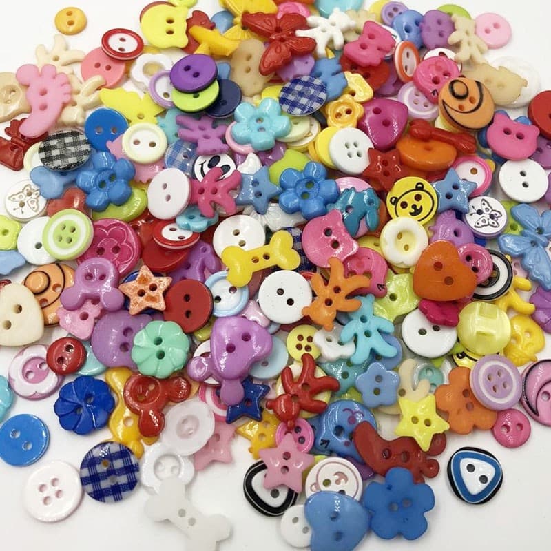 100 Peças Lotes mix Sortimento Botões De Plástico Scrapbooking Costura Artesanato Apliques PM98