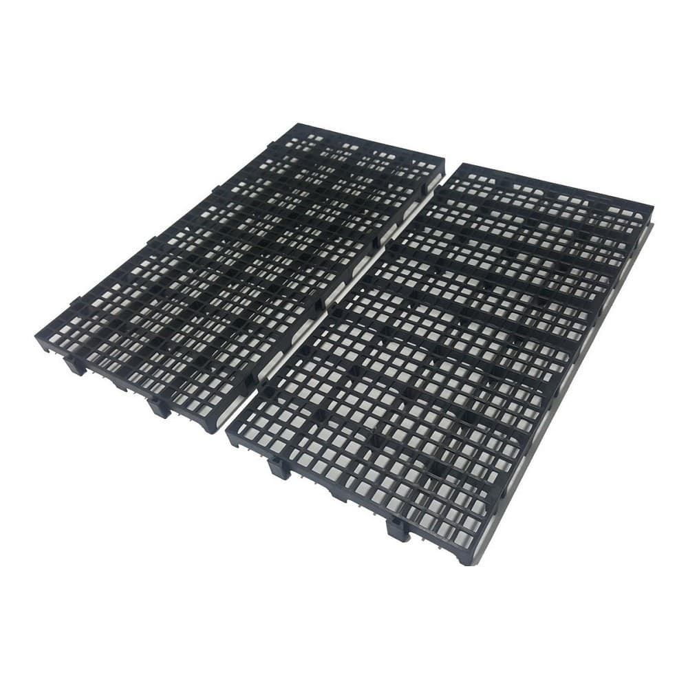 Palete Estrado Plástico (descansa patas para pet) Preto