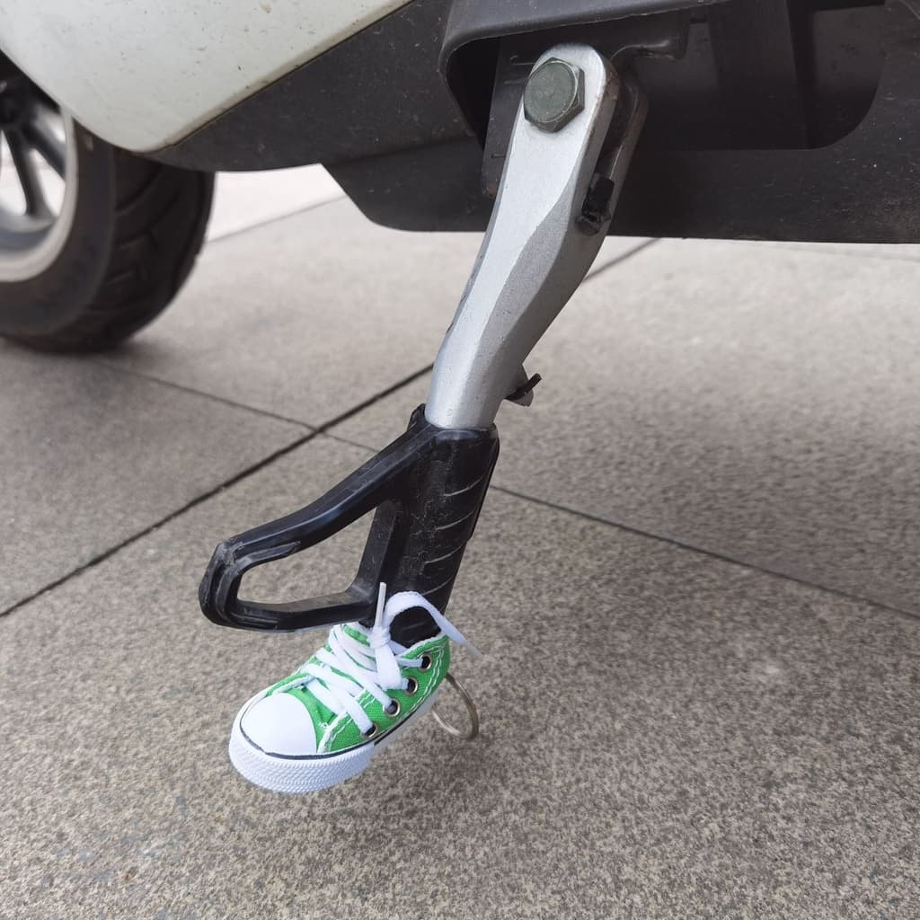 Mini Locomotiva Bicicleta Elétrica Motocicleta Pé Suporte Pequenos Sapatos Tripé Decoração Criativa Lona Chave Pingente