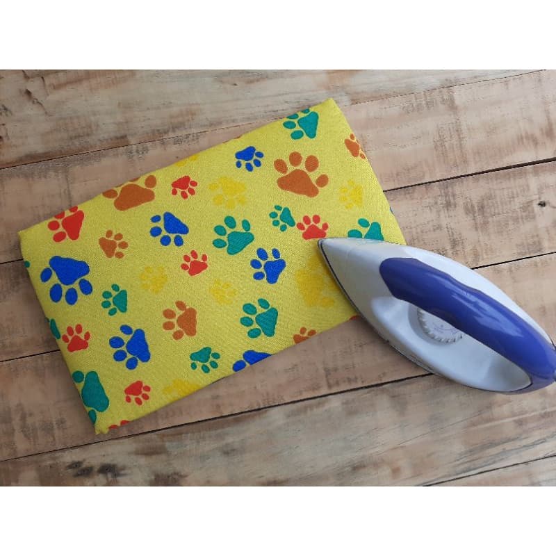 Mini Tábua de Passar ideal para Artesanato ou para Pequenas Peças de Roupa