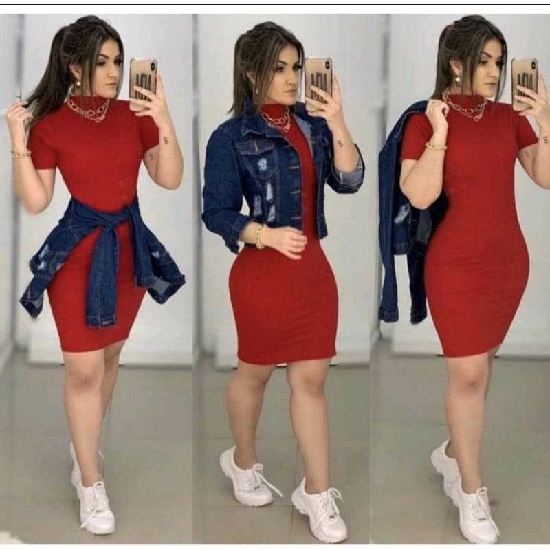 Vestido Curto Canelado Gola Alta E Manguinha
