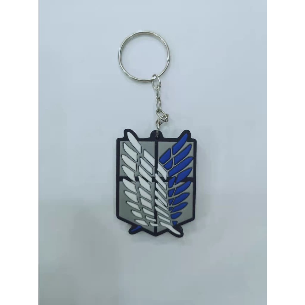 Chaveiro borrachado de attack on titan