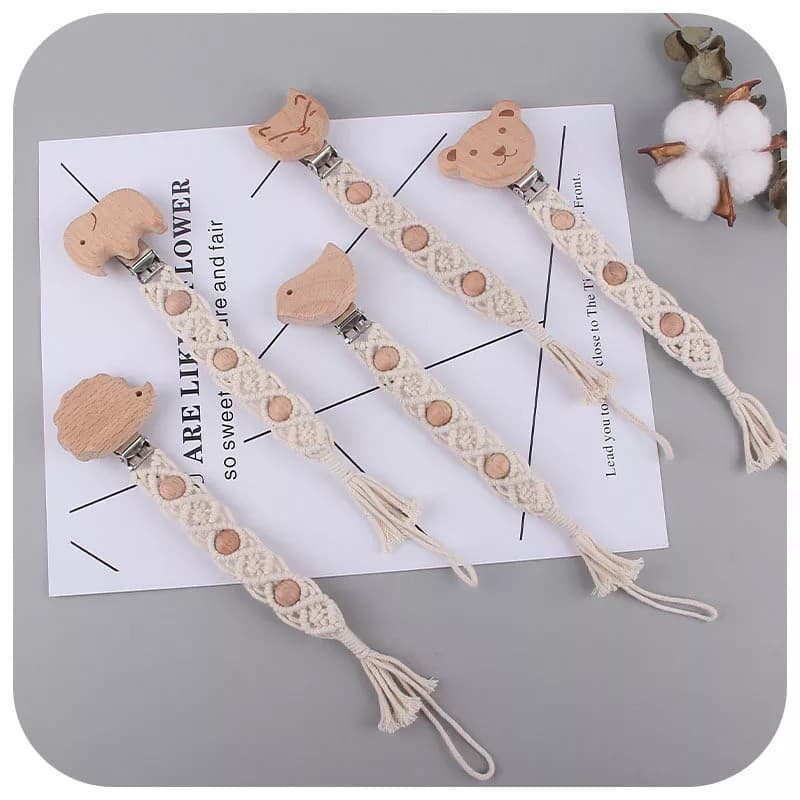 Prendedor de chupeta de croché e madeira, brinquedo montessoriano