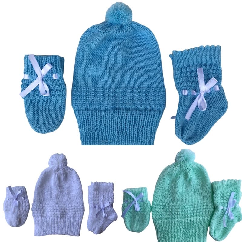 3 Kits de Bebê com Touca, Luva e Meia Tricô Menino