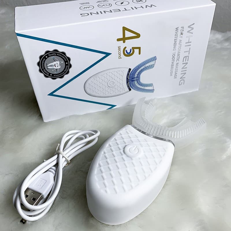 Deixe seus dentes receberem luz e removerem a sujeira para torná-los mais brancos. Deixe a tecnologia mudar sua vida, deixe você sentir o belo efeito trazido pela tecnologia