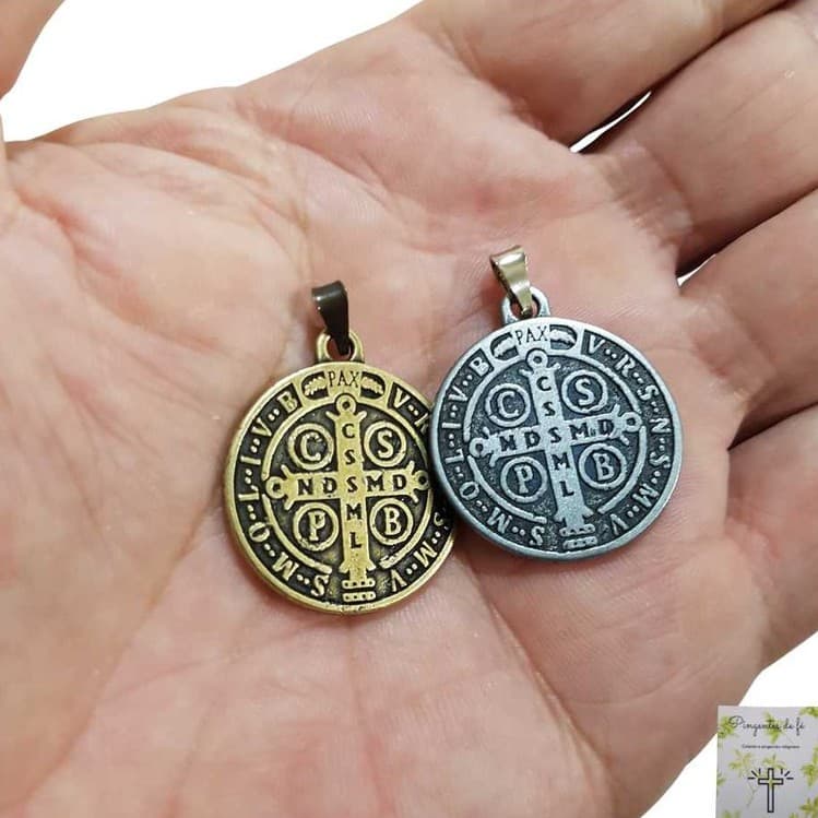 Medalha São Bento 2 peças Pingente bijuteria Ouro e Prata tom Envelhecido