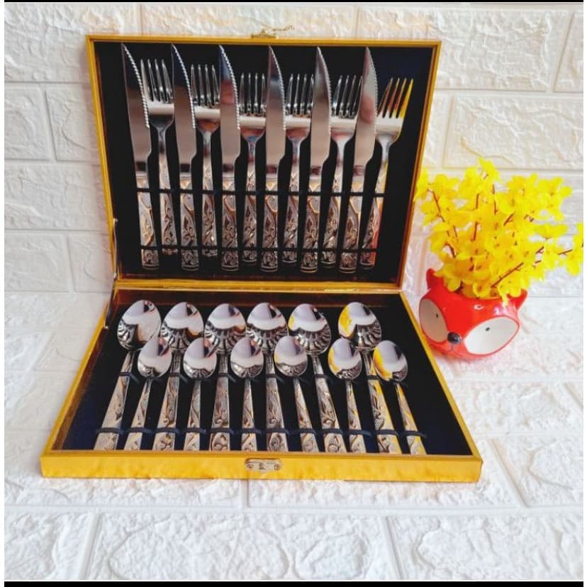 Kit Faqueiro Maleta De Talheres Inox 24 Peças Com Dourado