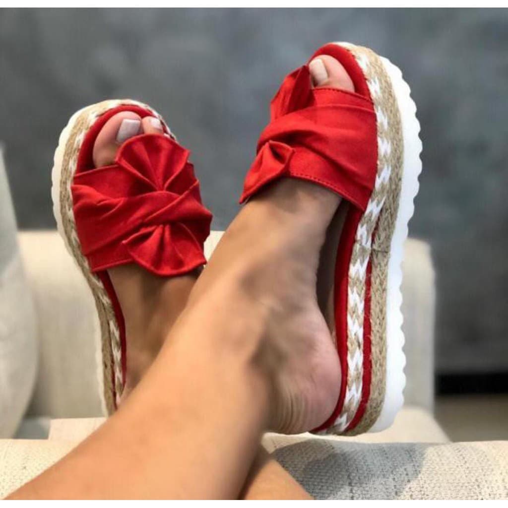 Sandália tratorada plataforma tamanco de laço flatform