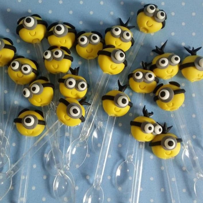 Kit 20 colherzinhas Minions