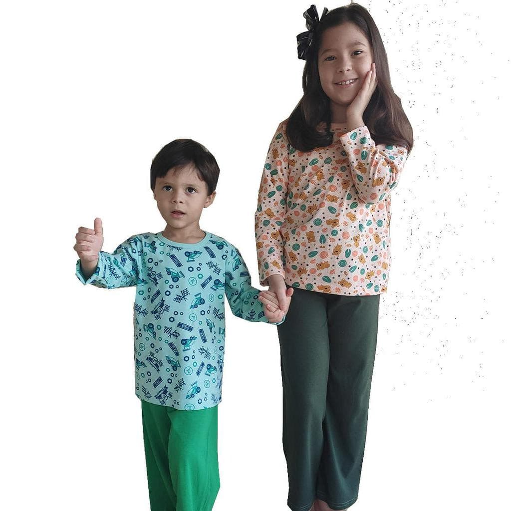 2 Conjuntos de Pijama Manga Longa Infantil Menino Menina nos tamanhos  G a 14 (veste de bebê ai tamanho 14)