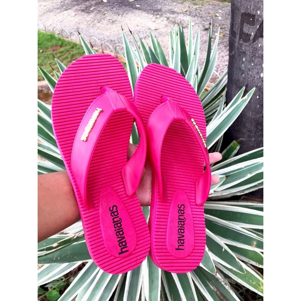 Chinelos rasteirinha  sandália  sem salto estilo  Havaianas Feminino mulher