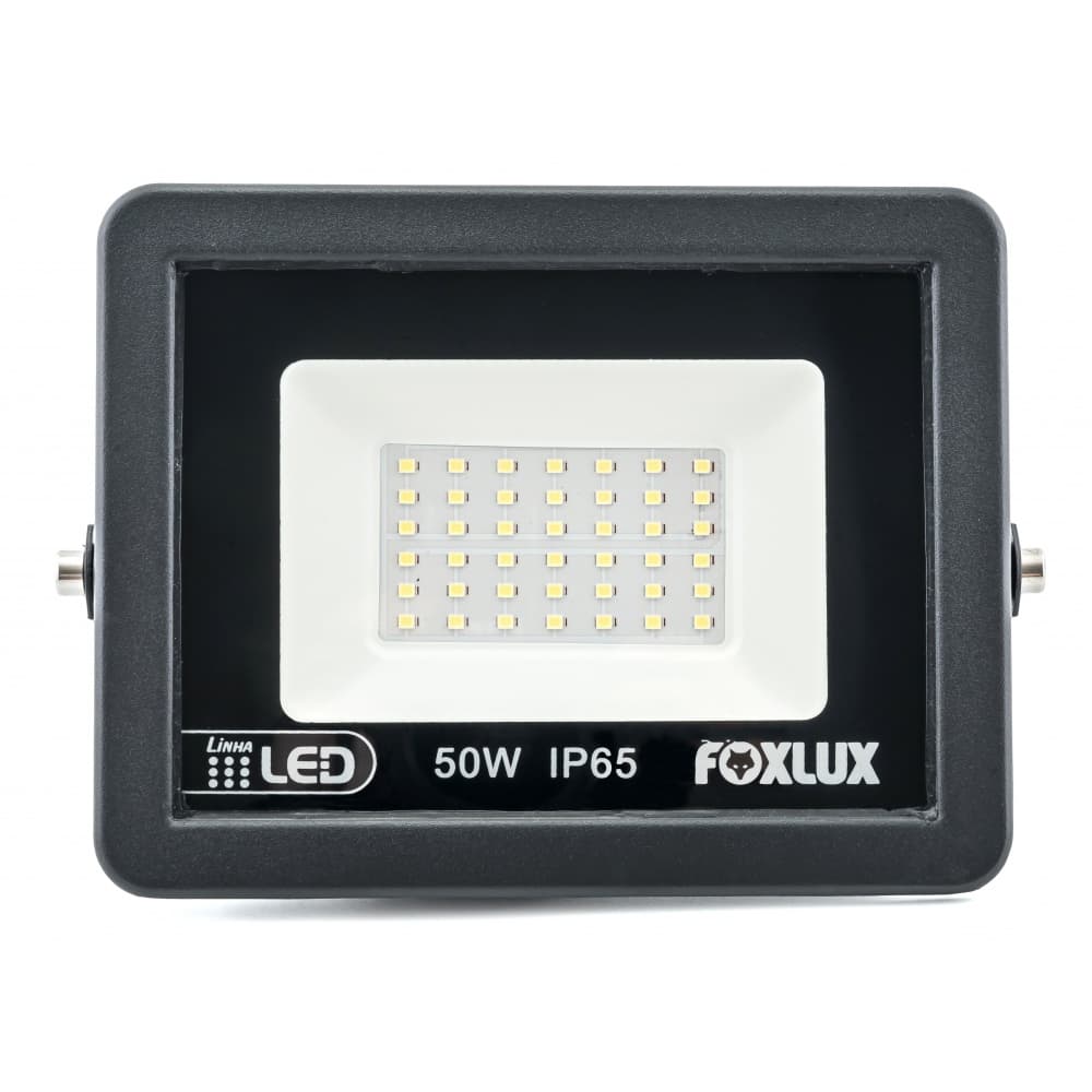 Projetor LED 50W Bivolt Branco 6500K Foxlux LED38.22 para Iluminação Externa