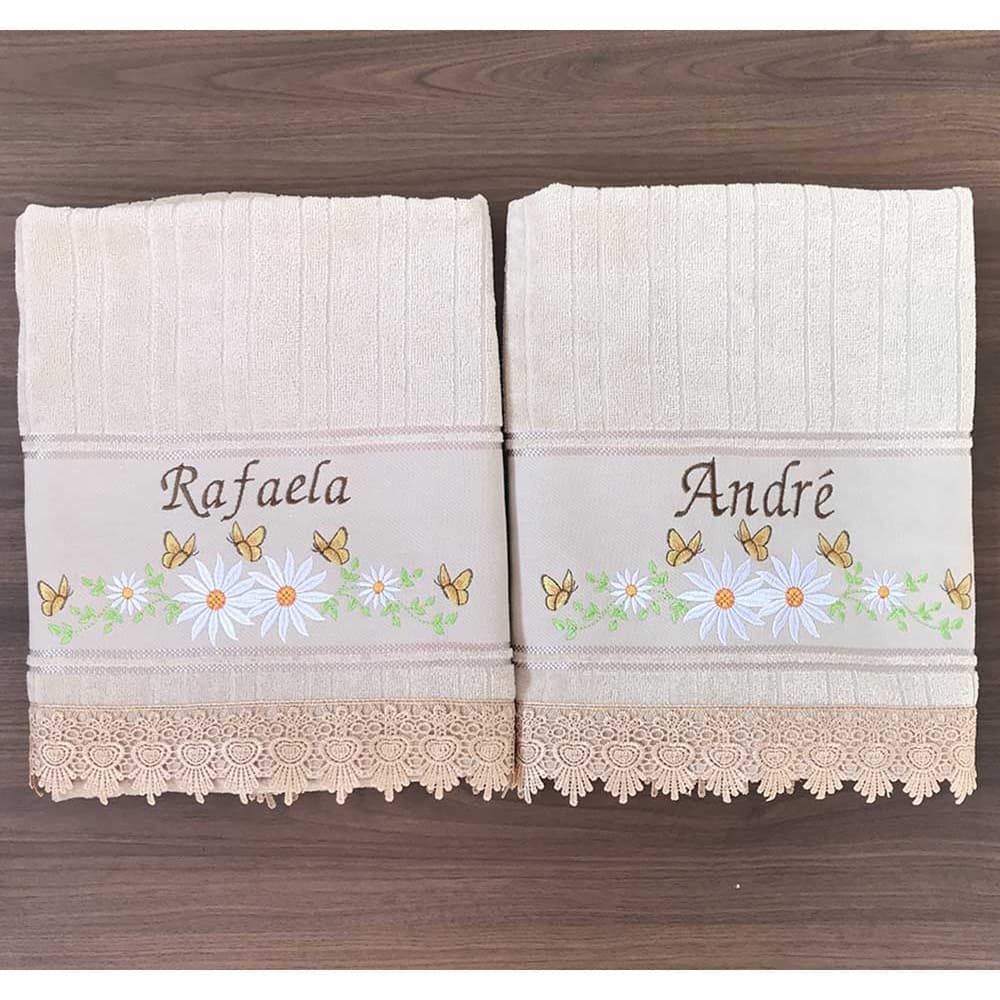 Kit 2 Toalhas de Banho Bordada Com Nome Casal Bege Dohler Premium