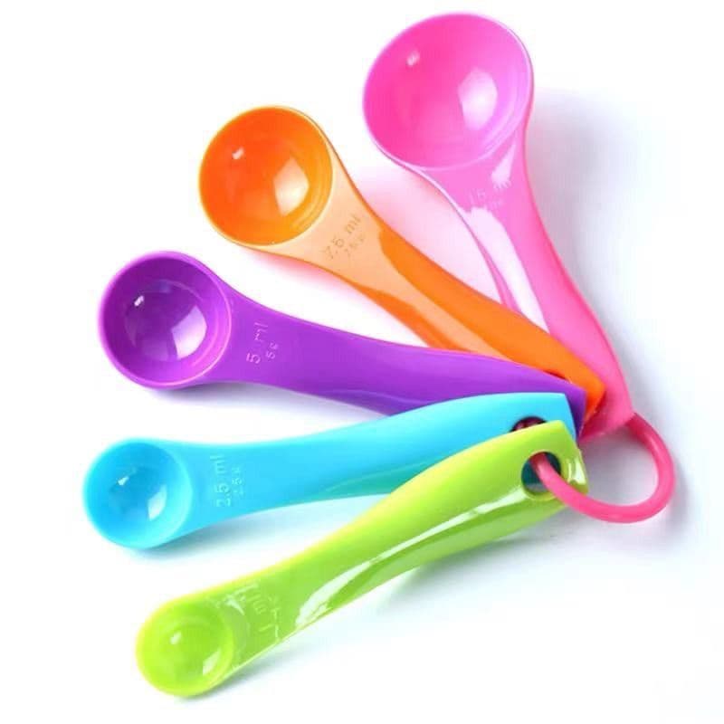Kit Jogo Colheres Medidoras 5 Peças Medida Cozinha Coloridas /Conjunto De Colher Medidora De Plastico