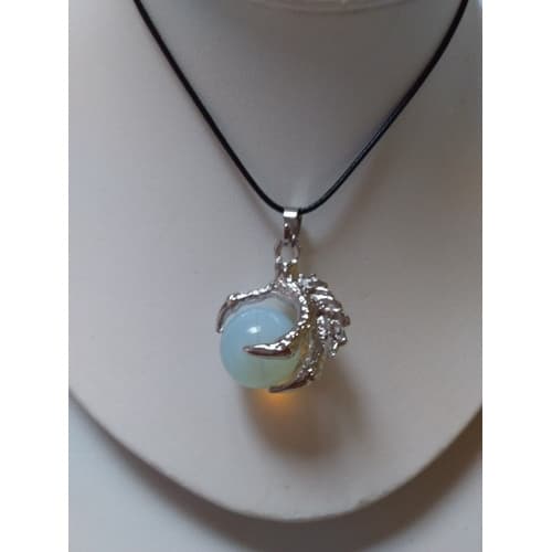 Colar Masculino Feminino Pedra Da Lua Opalina Com Pingente Pata De Dragão.